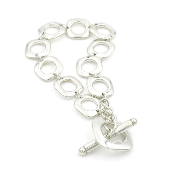 7.5" Tiffany Cushion Link Toggle Bracelet in Sterling Silver - Picture 6 of 8